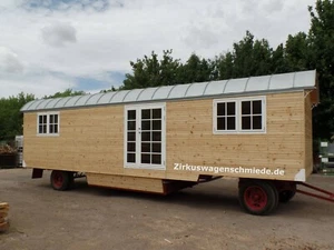 Zirkuswagen Schaustellerwagen Bauwagen Ferienwohnung Tiny House Oberlichterwagen - Bild 1 von 12