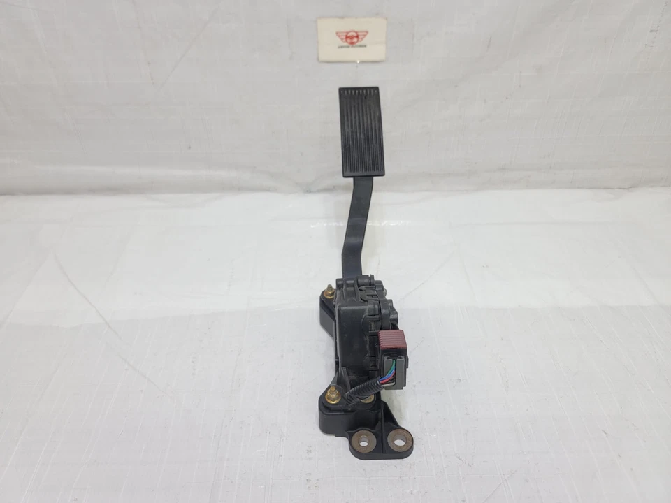 2005-2015 Nissan Xterra Accelerator Gas Pedal OEM 18002-EA000 Foto 1 de 4