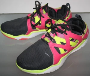 Women's Reebok Sneakers Multi-Color Sz 7 Adjustable Heel Pink Blk Yellow M48000 - Picture 1 of 7