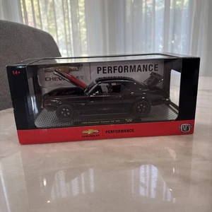 NEW! M2 Machines, 1969 Chevrolet Camaro SS 396, R103 23-01, 1:24 Scale Diecast - Picture 1 of 15