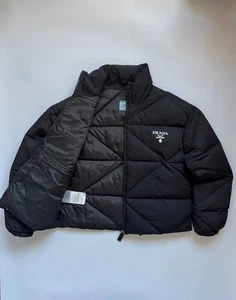 Prada Women’s Re-Nylon Puffer Jacket – Black – Size [L – Excellent Condition - Picture 1 of 14