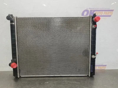 17 2017 INFINITI QX70 3.7L ENGINE RADIATOR  - Image 1 of 4