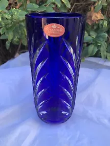 JARRÓN DE CRISTAL DE PLOMO DE ALEMANIA ORIENTAL DE 9"" AZUL COBALTO CORTADO A MANO 24% - Imagen 1 de 7