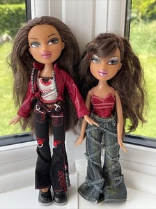 BRATZ DOLLS TWIINZ TESS & NONA (TWINS) - Picture 1 of 8