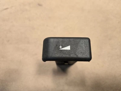 Interruptor de volumen de radio Land Rover Discovery 1 AMR3741 Foto 1 de 4