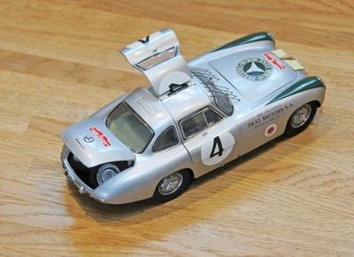 CMC Mercedes-Benz 300 SL (1952) Carrera Panamericana 1:24 M-017 - Image 1 of 4