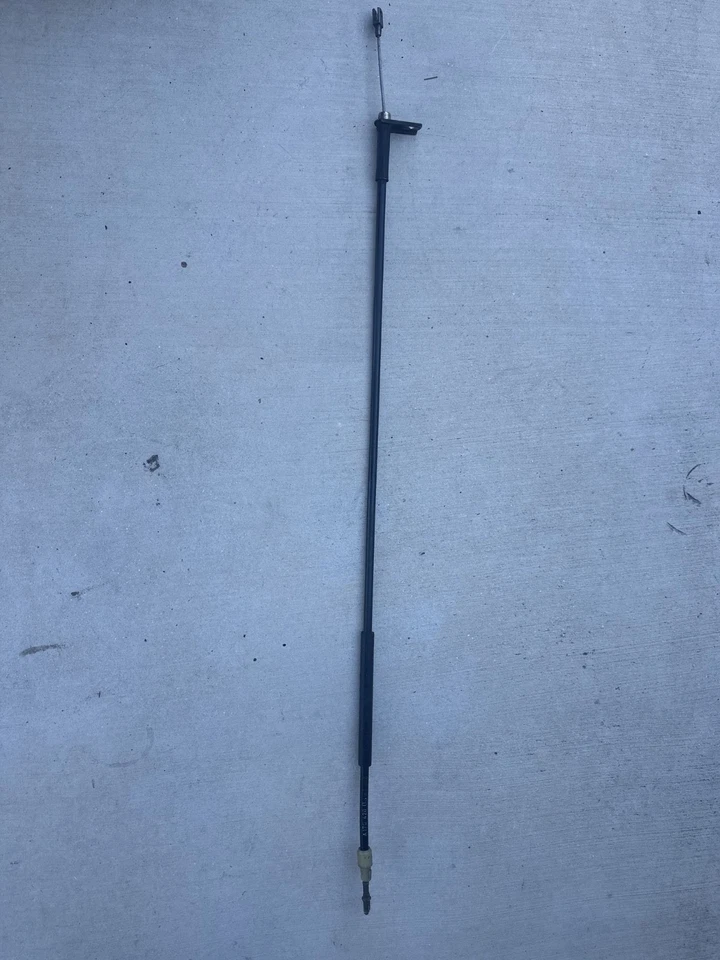 Chrysler Crossfire 2005 nudillo trasero freno de estacionamiento cable de tracción lado izquierdo OEM Foto 1 de 4