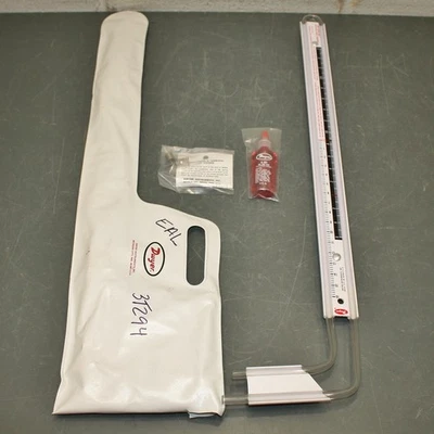 Manómetro Dwyer Anolog 1227, inclinado en U, -0,2" wc a 16" wc, plástico, 50 psi Foto 1 de 4