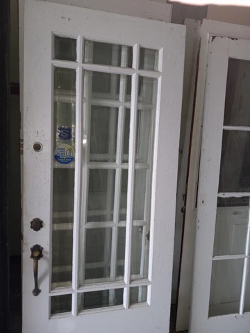 EXTERIOR WOOD DOOR BEVELLED GLASS QUEEN ANNE STYLE   32 X 79  WE SHIP Cover