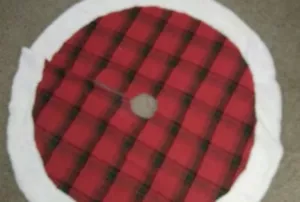 48inch Green Red Green Black Plaid White Plush Trim Christmas Holiday Tree Skirt - Picture 1 of 4