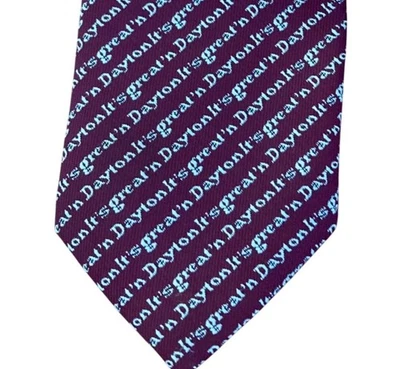 Винтажный галстук 70-х Dayton Ohio красный этикетка магазина Metropolitan сделано в Союзе - Изображение 1 из 4