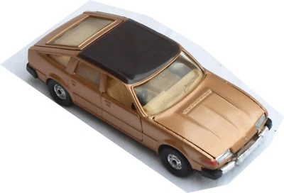 Rover 3500 in gold metallic, 1/36, mint - Bild 1 von 3