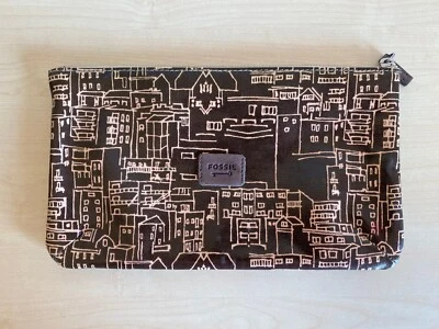 Bolso grande de maquillaje cosmético FOSSIL Key Per City charol marrón con cremallera Foto 1 de 4