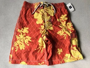 GAP GapKids NWT Tropical Print Swim Trunks Shorts Swimwear sz S 6-7 years Boys - Picture 1 of 2