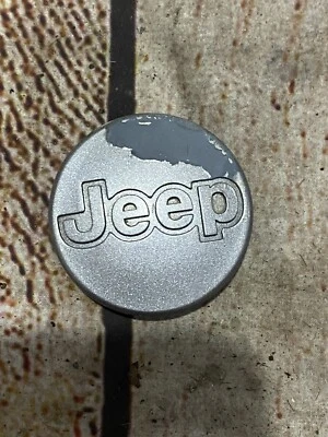 "Llanta de 15"" Jeep 97-01 Cherokee XJ Wrangler TJ tapa central OEM #5DY07-885-PA66" Foto 1 de 4