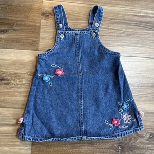 Vintage Oshkosh B’gosh Baby Mädchen Kleidung GR. 18M Denim blau Jeans Overall Kleid - Bild 1 von 12