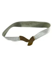 Vintage Liz Claiborne White Leather Waist Belt Gold Wave Buckle Size Small USA - Picture 1 of 10