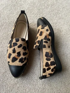 Mocasines de pelo de becerro de cuero con estampado de leopardo animal COLE HAAN Grand Ambition 7,5 B - Imagen 1 de 14