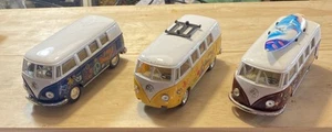 Kinsmart 1962 Volkswagen VW Classical Bus 1/32 Love & Peace van pullback X 3 - Picture 1 of 14