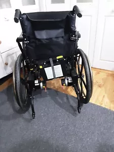 equipmed electric wheelchair - Picture 1 of 4