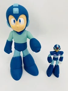 Jazwares 2005 2004 Mega Man Retro Roto MegaMan Figure Lot of 2 - Picture 1 of 10