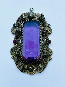 Antiguo colgante victoriano bohemio facetado amatista checo vidrio latón - Imagen 1 de 4