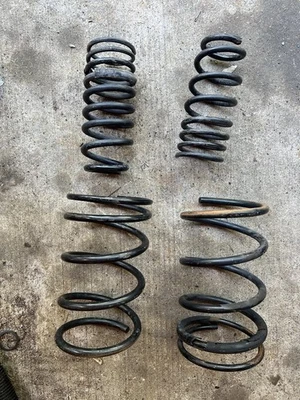 Muelles helicoidales de fábrica OEM para Honda Civic Si EP3 2002-2005 escotilla delantera y trasera Foto 1 de 4