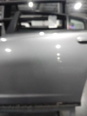 Conjunto de puerta trasera izquierda usado lado trasero se adapta a: Dodge Charger 2013 grado trasero izquierdo Foto 1 de 4