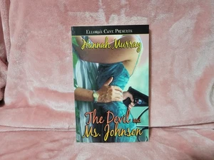 Ellora's Cave Presents The Devil and Ms. Johnson by Hannah Murray - Romance - Imagen 1 de 4