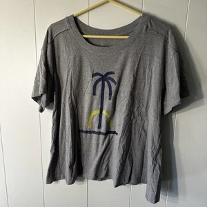 Camiseta Anthropologie Jen B. Peters Gris Corta Slv Diseño Palmera Talla Grande - Imagen 1 de 10