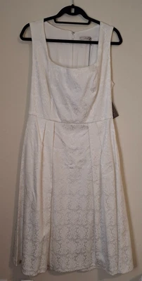 NY&Co Eva Mendes Size 12 Tall White Brocade Sleeveless Tank Dress Pockets Flare - Image 1 of 4