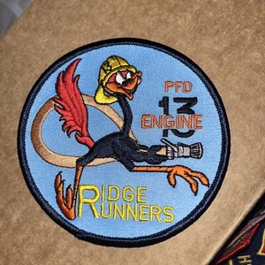 PHILADELPHIA PENNSYLVANIA RIDGE RUNNERS ENGINE 13 PA 4" FIRE DEPT PATCH - Picture 1 of 1