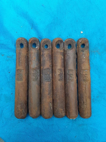 6 Antique Cast iron window sash weights 4 1/2 pounds each Cover