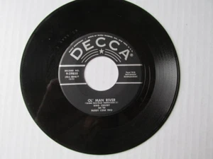 BING CROSBY & BUDDY COLE TRIO, IN EINER KLEINEN SPANISCHEN STADT/OL' MAN RIVER - Decca  - Bild 1 von 2