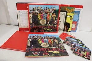 Beatles Sgt. Pepper's Lonely Hearts Club Band Special Edition Box UICY78342 re - Bild 1 von 1