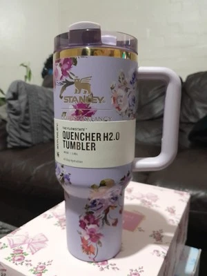 H2.0 Tumbler LoveShackFancy 40oz Floral Insulated Bottle Limited Edition Purple