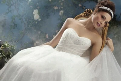 Alfred Angelo "Rare" Fairytale Wedding Dress. NWT!! Size 4 - Image 1 of 4