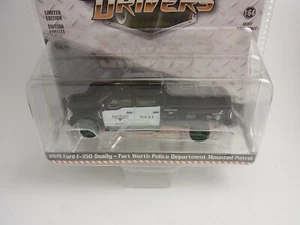 2019 Ford F-350 Dually Fort Worth Police Dept (Texas) 1:64 Greenlight 46140-D - Picture 1 of 3