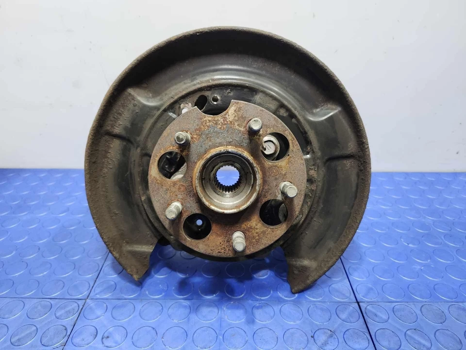 Оригинальный левый кулак заднего шпинделя со стороны водителя для Lexus RX400H AWD 08–09 4230548051 - Изображение 1 из 4