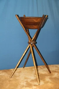 Vintage Holzschale & Ständer Woodburys Shelburne Vermont 14" Durchmesser 5" tief - Bild 1 von 3