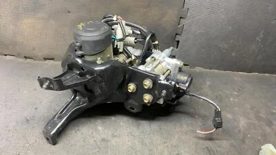 Conjunto de bomba ABS Lexus SC 300 y SC400 con control de tracción Opt 92 93 94 95 96 Foto 1 de 4