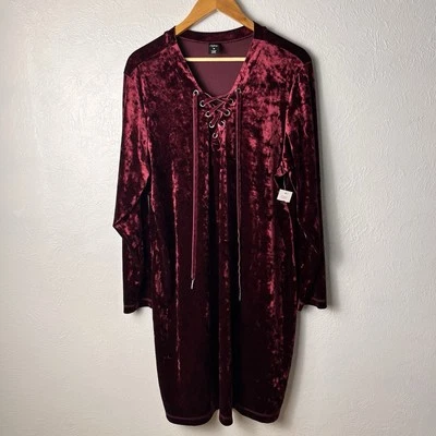 Vestido City Streets para mujer talla 2X terciopelo triturado vino caprichoso renacentista Foto 1 de 4