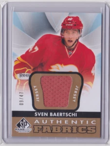 2012-13 UD SP GAME USED AUTHENTIC FABRICS GOLD 9/47 SVEN BAERTSCHI #AF-SV FLAMES - Picture 1 of 2