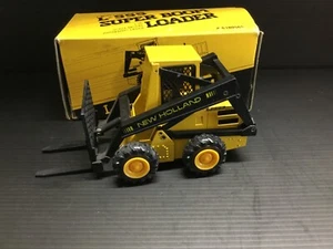 NZG 276 1/25 Conrad Gescha WSI New Holland L-555 Super Boom Loader Mint Box - Picture 1 of 2