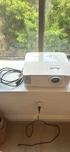 Optoma UHD 30 Projector - Picture 1 of 13