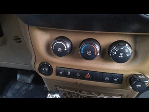 Temperature Control With AC Heated Back Glass Fits 11-13 WRANGLER 30690864 - Picture 1 of 12