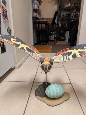 X Plus Mothra '64 With Base, Comes With Box - Image 1 of 4