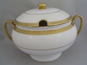 RARE MINTON BUCKINGHAM LARGE SOUP TUREEN, 2nd - Picture 1 of 2