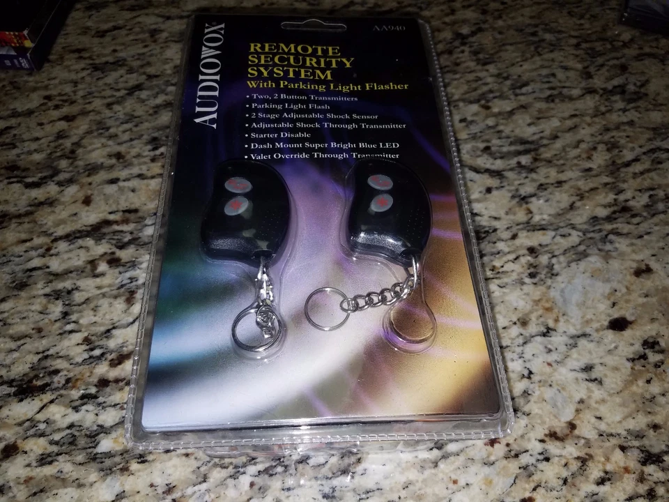 Audiovox AA940 Remote Security System with Parking Light Flasher 2 Transmitters! - Image 1 of 1