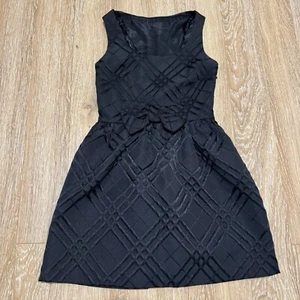 Et Vous Mini tailliert Skater schwarz festliches Kleid Schleife Spitze Rautenmuster Größe 8 - Bild 1 von 8